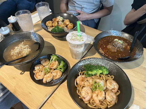 Royal Dragon Noodle Bar & Grill photo 8