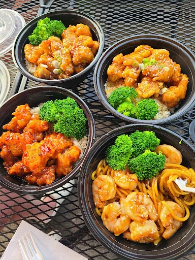 Royal Dragon Noodle Bar & Grill photo 6